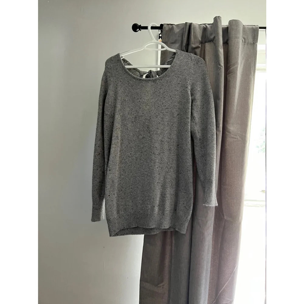 MOTHERHOOD maternity sweater